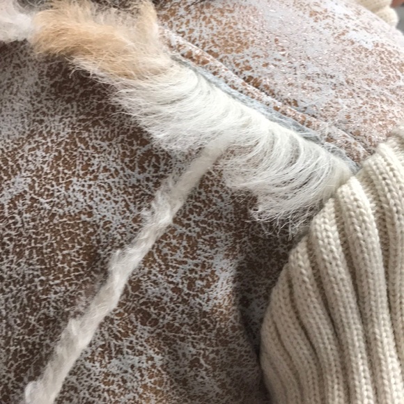 Dolce & Gabbana White Fur Coat Jacket - Picture 7 of 8